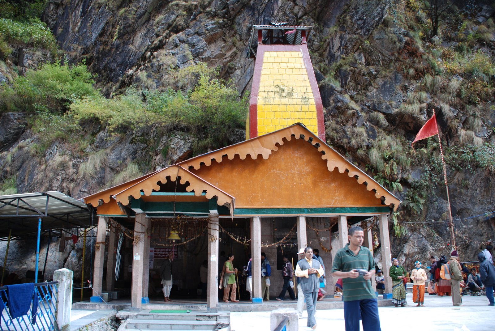 Yamunotri-Temple_03_05_18_342